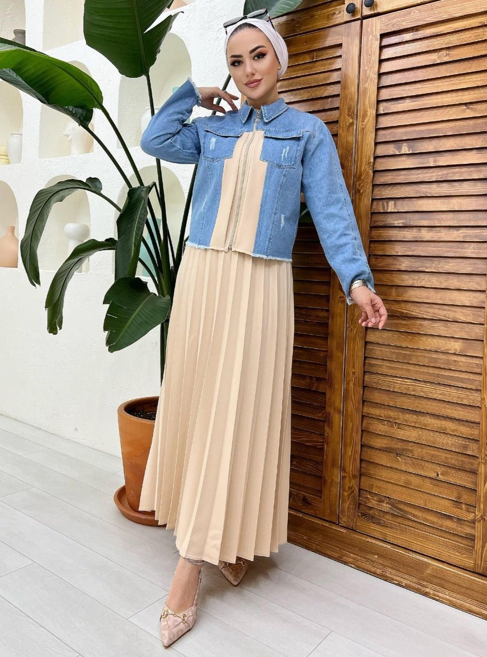 Co-ord set jean skirt - White color