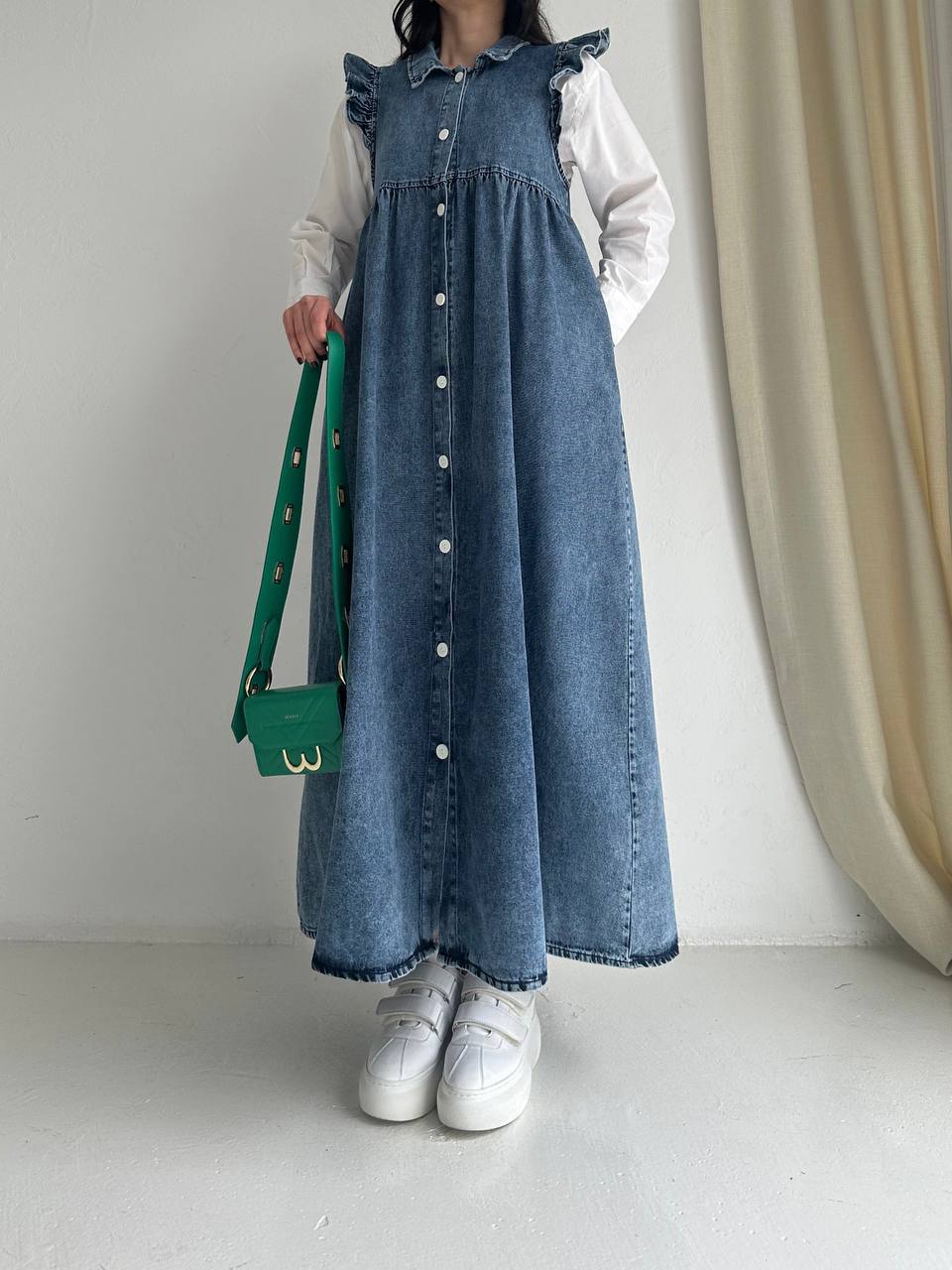 Comfy jeans dress with white shirt - Long sleeve