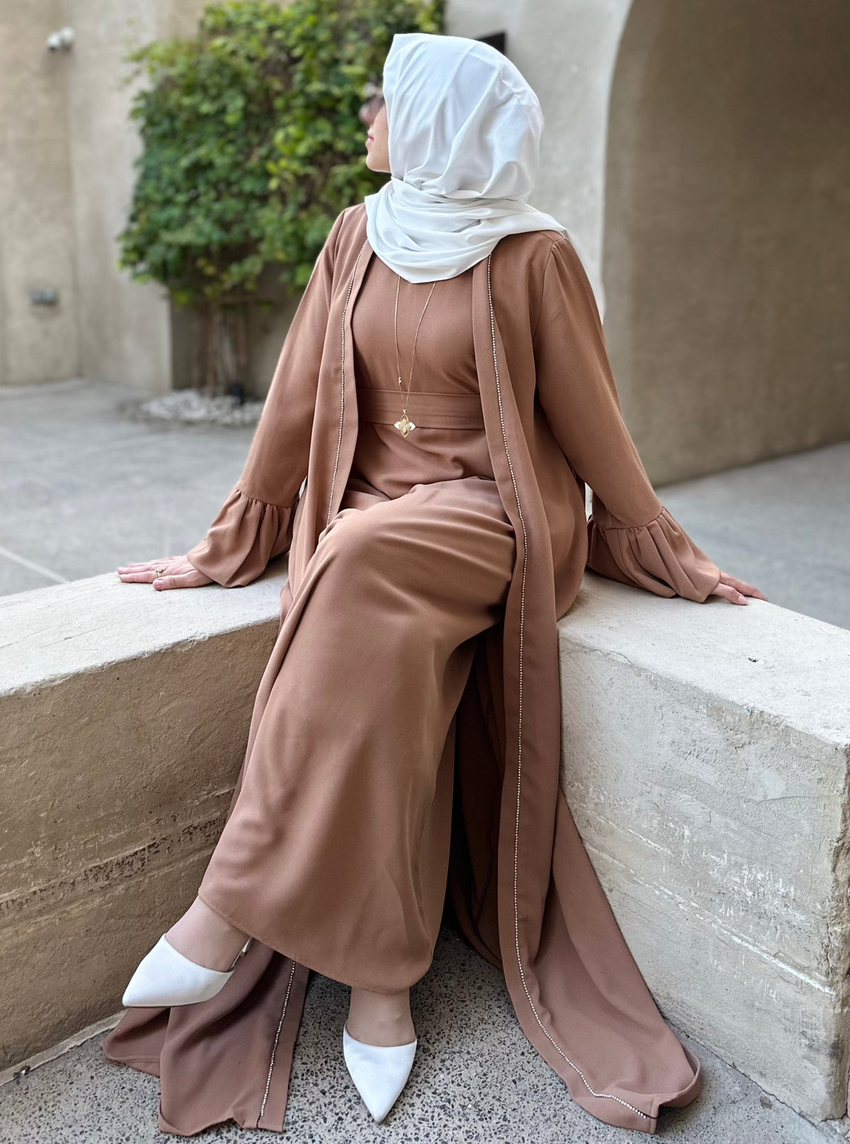 Aladdin abaya with inner dress