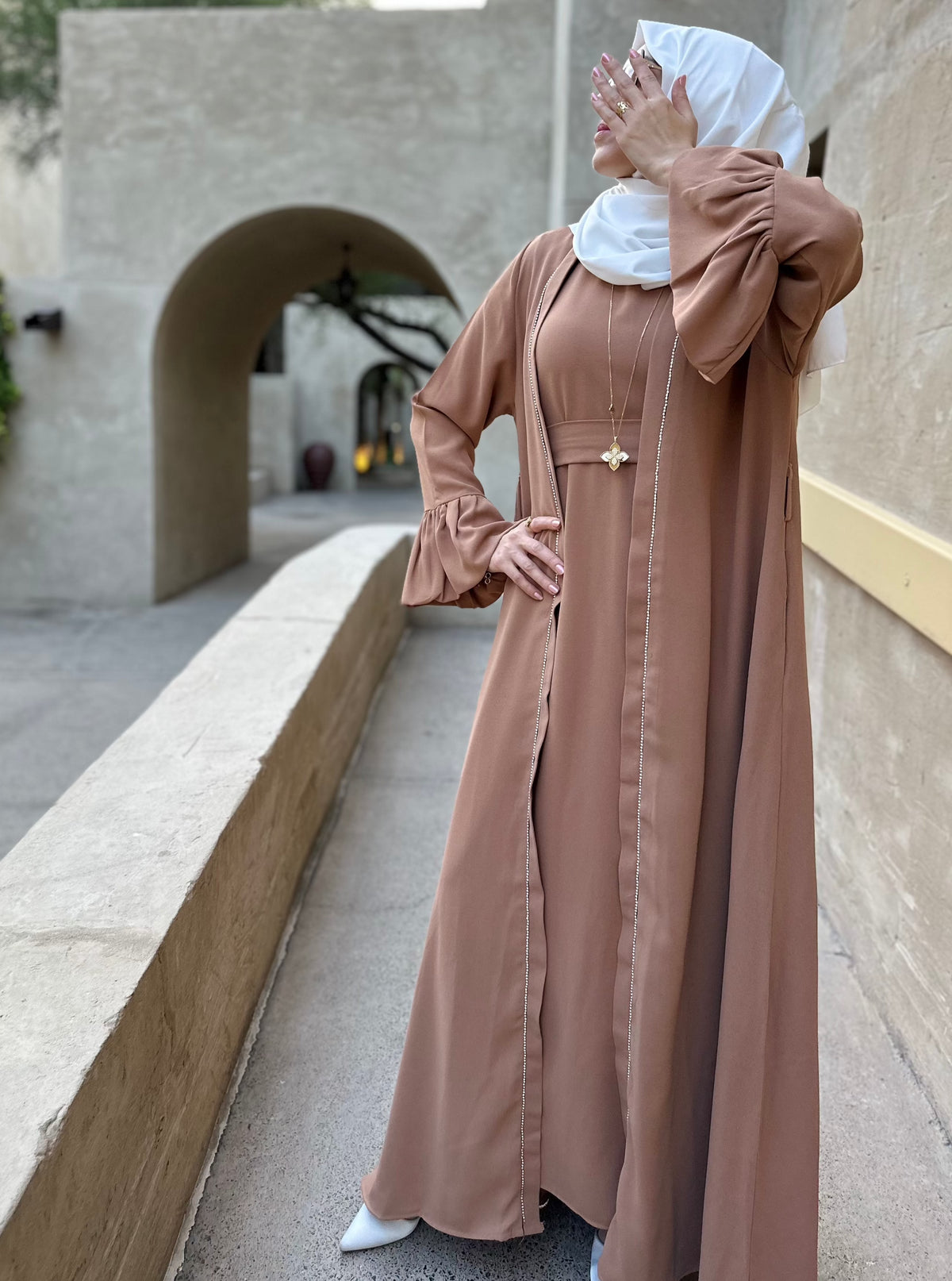 Aladdin abaya with inner dress