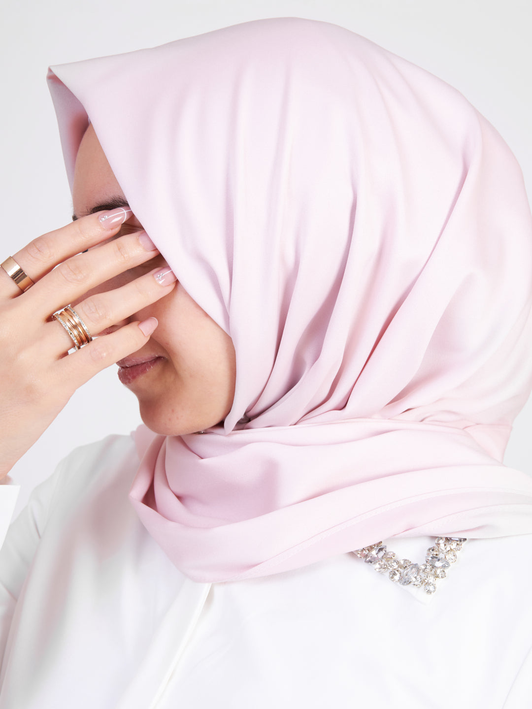 Crepe satin hijab scarf