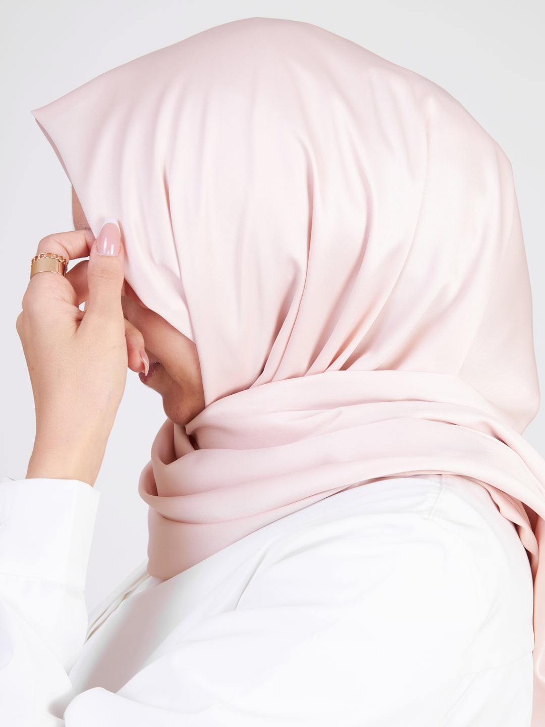 Crepe satin hijab scarf