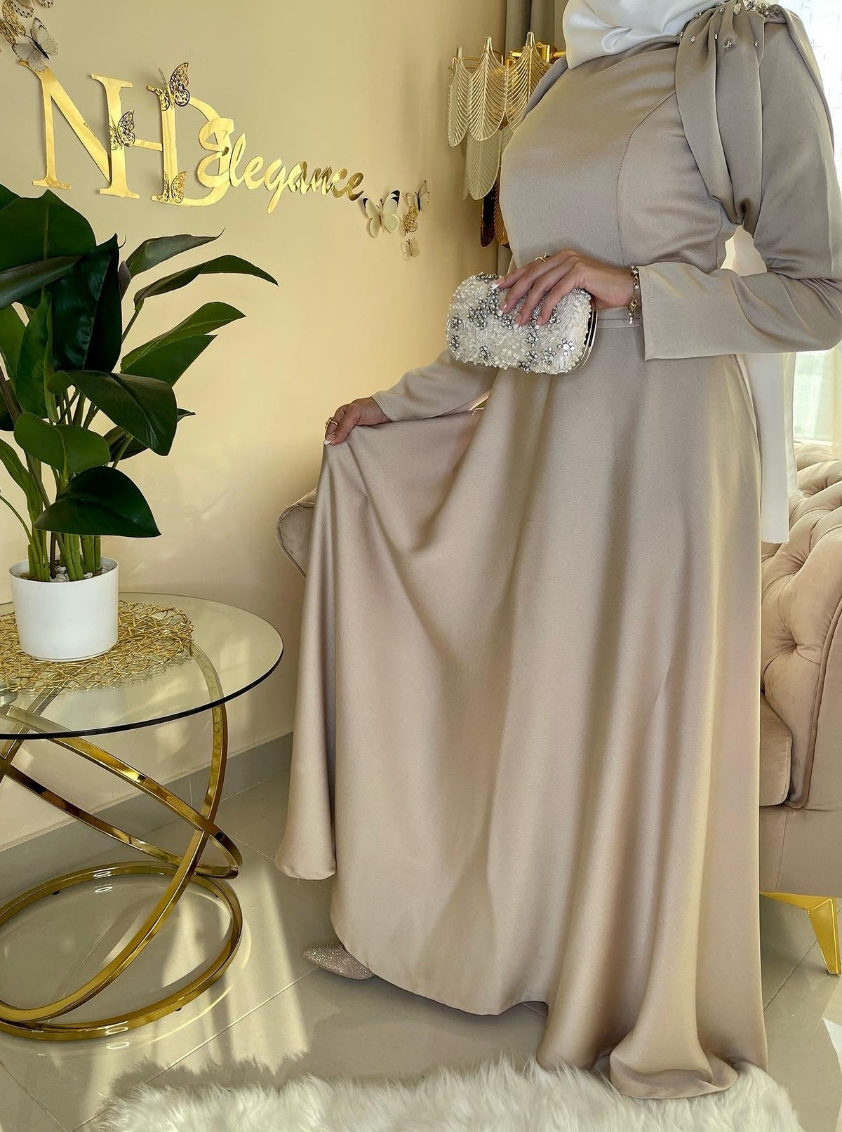 Embellished maxi dress with long sleeve