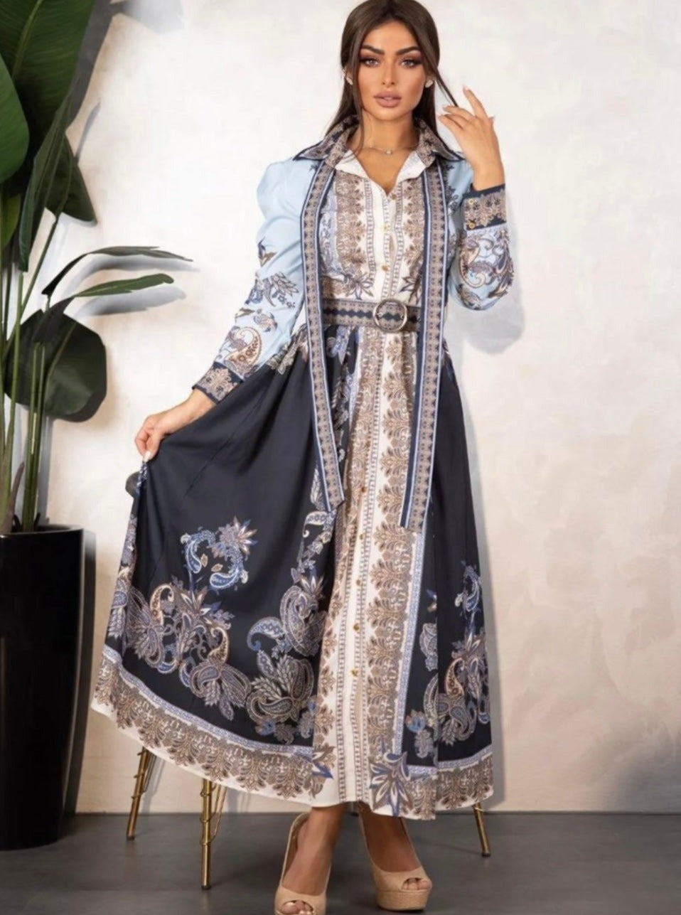 Maxi blue printed dress with long sleeve