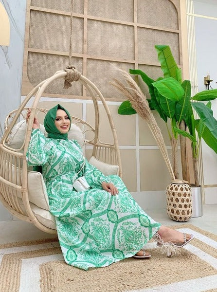 Women green baroque print dress